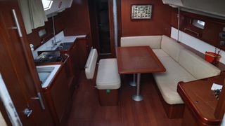 Beneteau 2010 Oceanis 43 Family-thumb-6