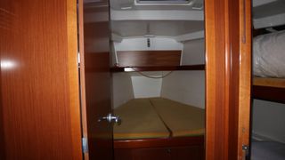 Beneteau 2010 Oceanis 43 Family-thumb-11