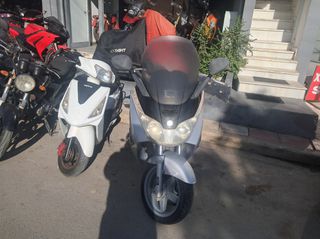 Piaggio X8 150 2007-thumb-1