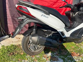 Kymco X-Town 125i 2018-thumb-4