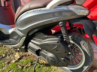 Piaggio Beverly 300 2018-thumb-6
