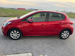 Peugeot 208 2019 PURETECH 82HP 1.2-thumb-1