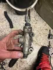 Τρόμπα πίσω φρένου Kawasaki Kdx