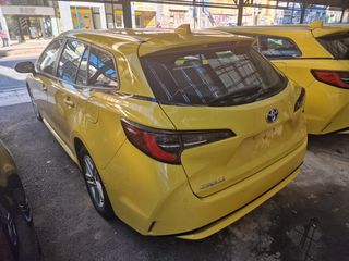 Toyota Corolla 2022 HYBRID ΕΤΟΙΜΟΠΑΡΑΔΟΤΟ (762)-thumb-1