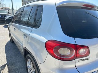 Volkswagen Tiguan 2008 4x4 diesel automatic-thumb-2