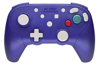 Retro-Fighters - BattlerGC 2.4G Controller - Purple / Video Games and Consoles