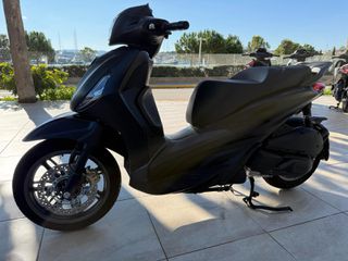 Piaggio Beverly 310 2025 SPORT-thumb-1