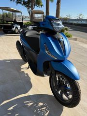 Piaggio Beverly 400 2025 SPORT-thumb-1