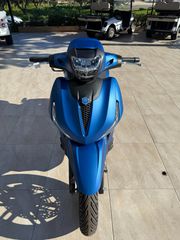 Piaggio Beverly 400 2025 SPORT-thumb-2
