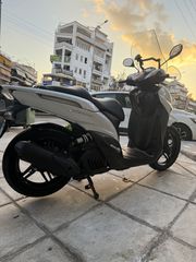 Yamaha Xenter 150 2015-thumb-2