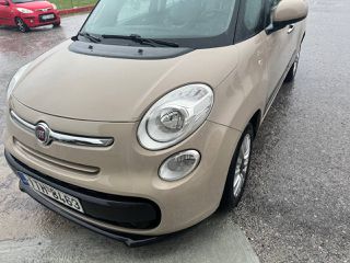 Fiat 500L 2016-thumb-12