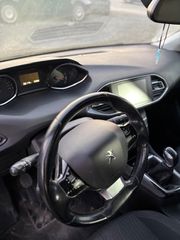 Peugeot 308 2018-thumb-4