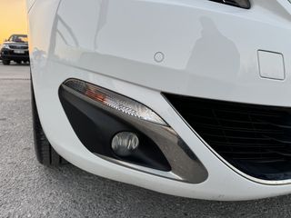 Peugeot 308 2016 1.2 E-THP ALLURE / AUTO ΛΑΖΑΡΙΔΗΣ-thumb-63