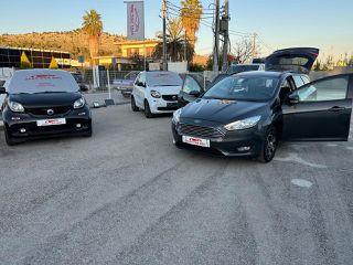 Ford Focus 2017-thumb-9