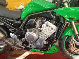 Yamaha FZS 1000 Fazer 2002-thumb-6