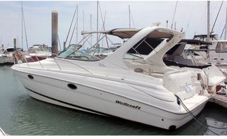 Yacht 1990