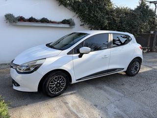 Renault Clio 2013 dci-thumb-1