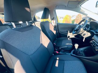 Toyota Yaris 2021 1.0 12V BUSINESS-thumb-24