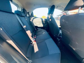 Toyota Yaris 2021 1.0 12V BUSINESS-thumb-25