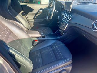 Mercedes-Benz CLA 180 2015-thumb-14