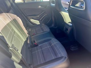 Mercedes-Benz CLA 180 2015-thumb-15