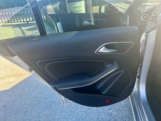 Mercedes-Benz CLA 180 2015-thumb-9