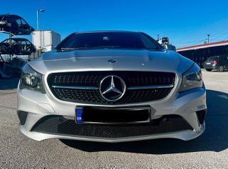 Mercedes-Benz CLA 180 2015-thumb-1