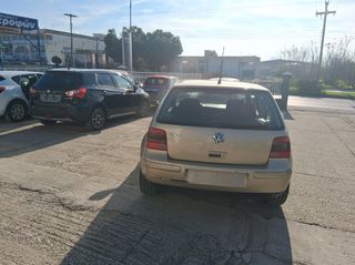Volkswagen Golf 2004 1.4 3d-thumb-4