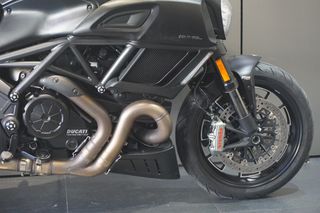 Ducati Diavel 2017 1200 DARK-thumb-7