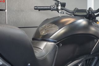 Ducati Diavel 2017 1200 DARK-thumb-4