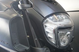 Ducati Diavel 2017 1200 DARK-thumb-11