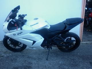 Kawasaki ZX 250R Ninja 2013