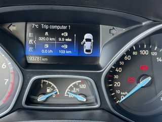 Ford Focus 2017 ECOBOOST TREND-thumb-12