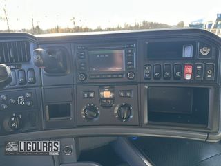 Scania 2015 R520 EURO6 PORSCHE EDITION STREAMLINE-thumb-18
