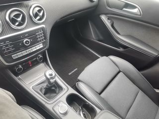Mercedes-Benz A 180 2018 FACELIFT-thumb-17
