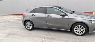 Mercedes-Benz A 180 2018 FACELIFT-thumb-37