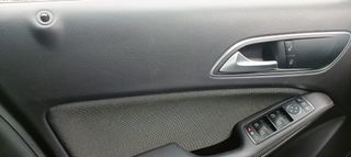 Mercedes-Benz A 180 2018 FACELIFT-thumb-33