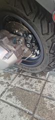Vespa GTS 300 2023-thumb-2
