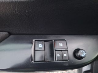 Toyota Hilux 2018 4X4 HILUX μιαμιση καμπινα-thumb-25