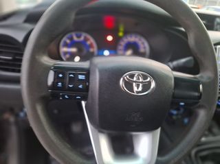 Toyota Hilux 2018 4X4 HILUX μιαμιση καμπινα-thumb-28