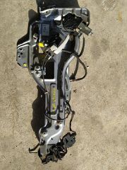 ΓΡΥΛΛΟΙ ΠΑΡΑΘΥΡΩΝ-ΚΛΕΙΔΑΡΙΕΣ HYUNDAI TRAJET 04-08