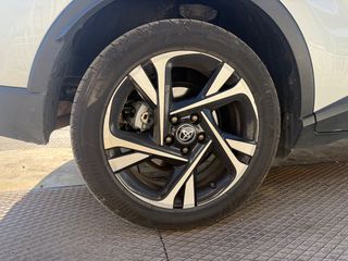 Toyota C-HR 2022-thumb-9