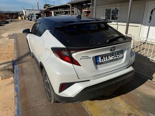 Toyota C-HR 2022-thumb-26