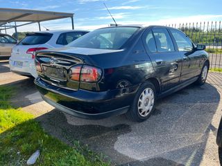 Nissan Primera 2003-thumb-2