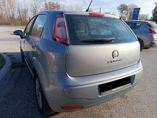 Fiat Grande Punto 2011-thumb-4