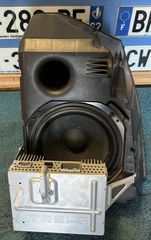 TESLA MODEL 3 17-23" ΕΝΙΣΧΥΤΗΣ (AMPLIFIER) ΚΑΙ SUBWOOFER