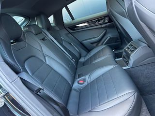 Porsche Panamera 2024 4 E-HYBRID-thumb-23