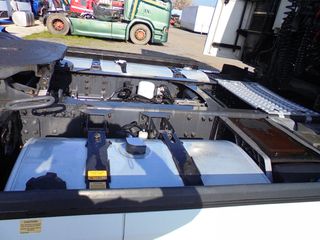 Volvo 2015 FH4 460-thumb-5