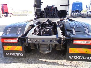 Volvo 2015 FH4 460-thumb-6