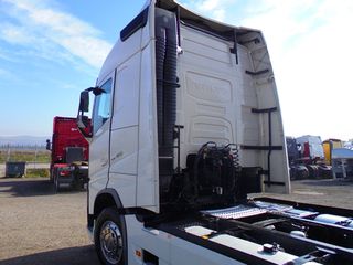 Volvo 2015 FH4 460-thumb-8